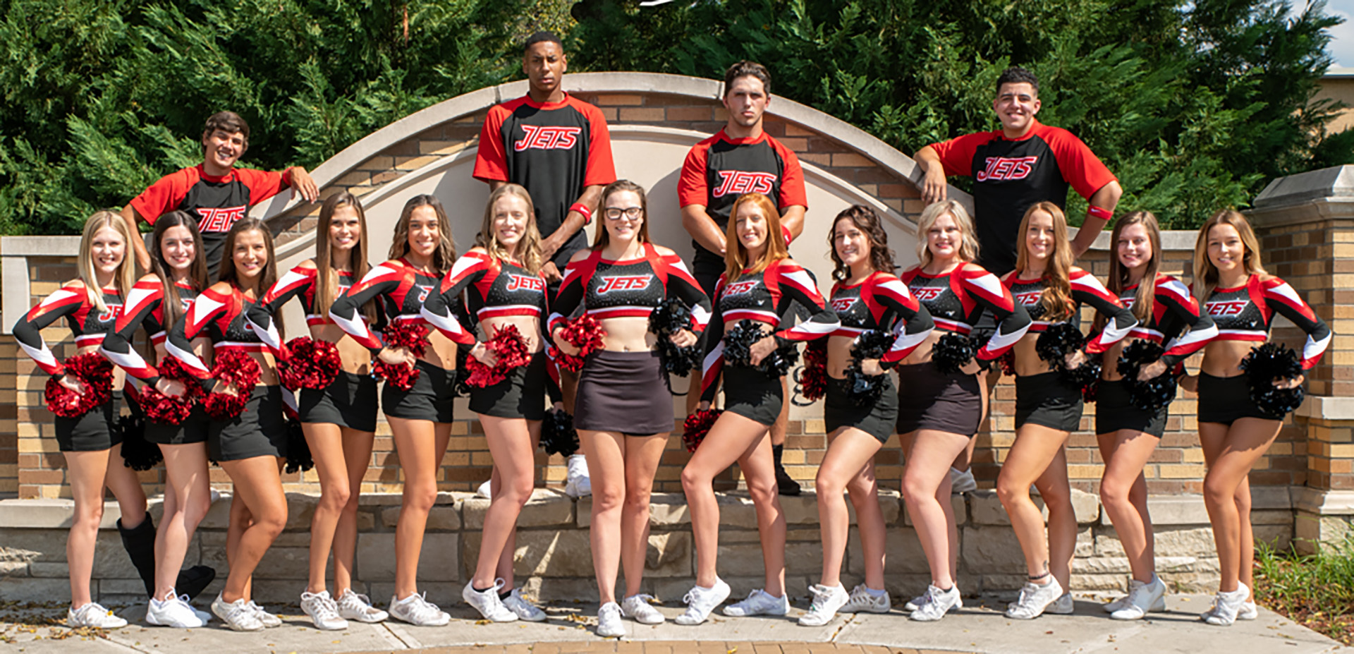 Jets Cheer in California for competition