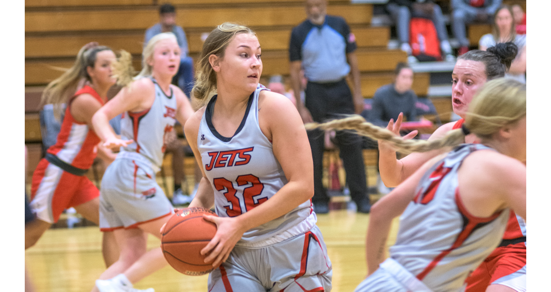 Eastern gets the best of Lady Jets 74-57