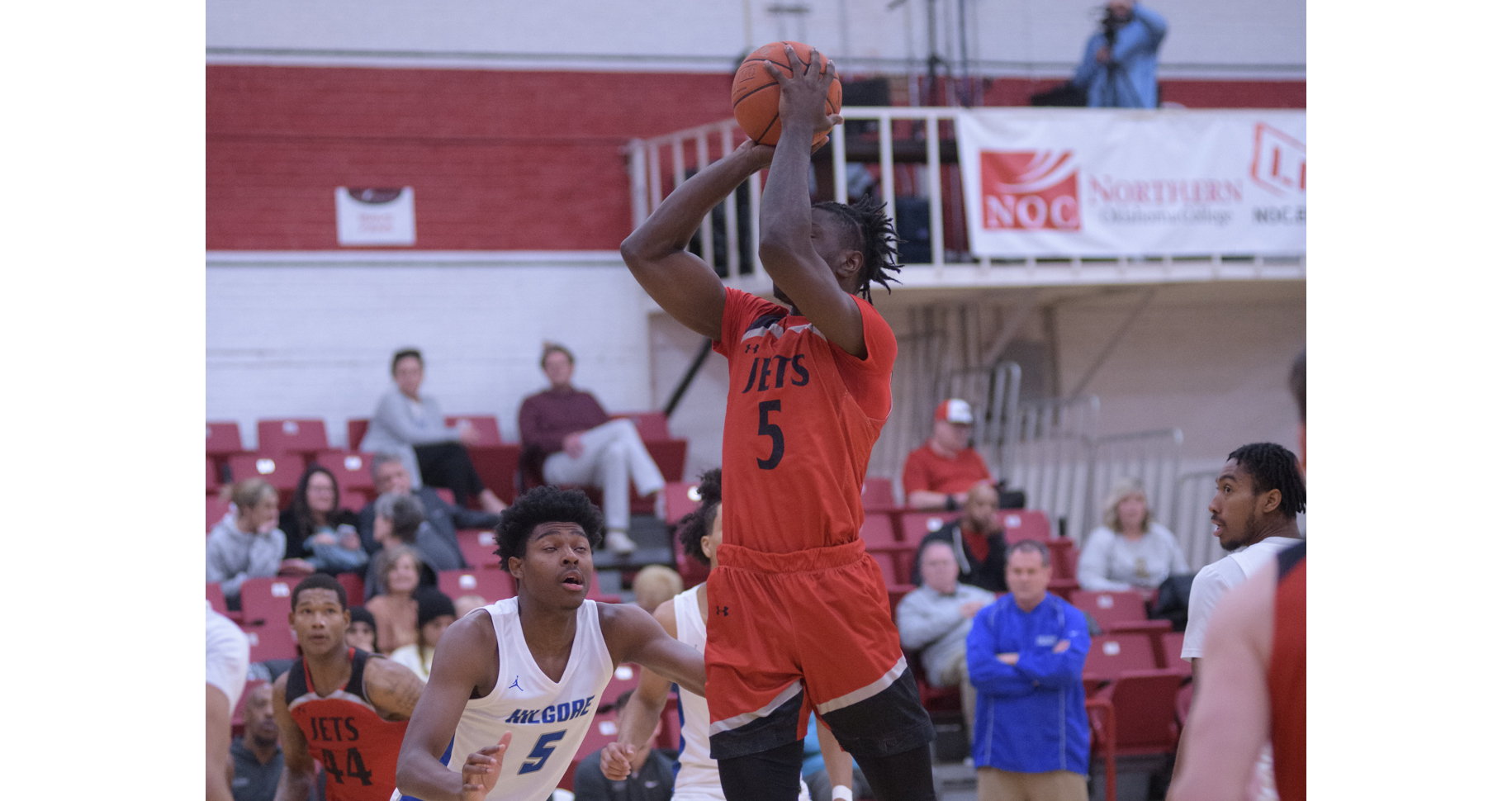 Jets battle #3 Kilgore to end, fall 85-78